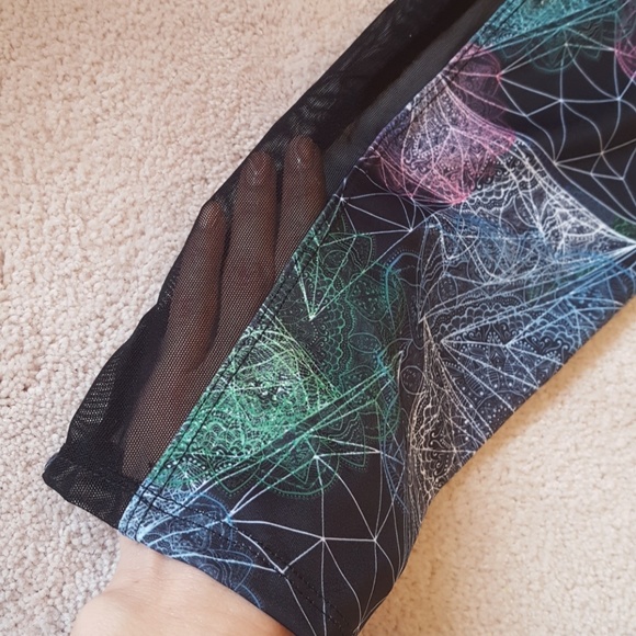 Onzie Cosmic Geo Print Legging - Picture 5 of 7